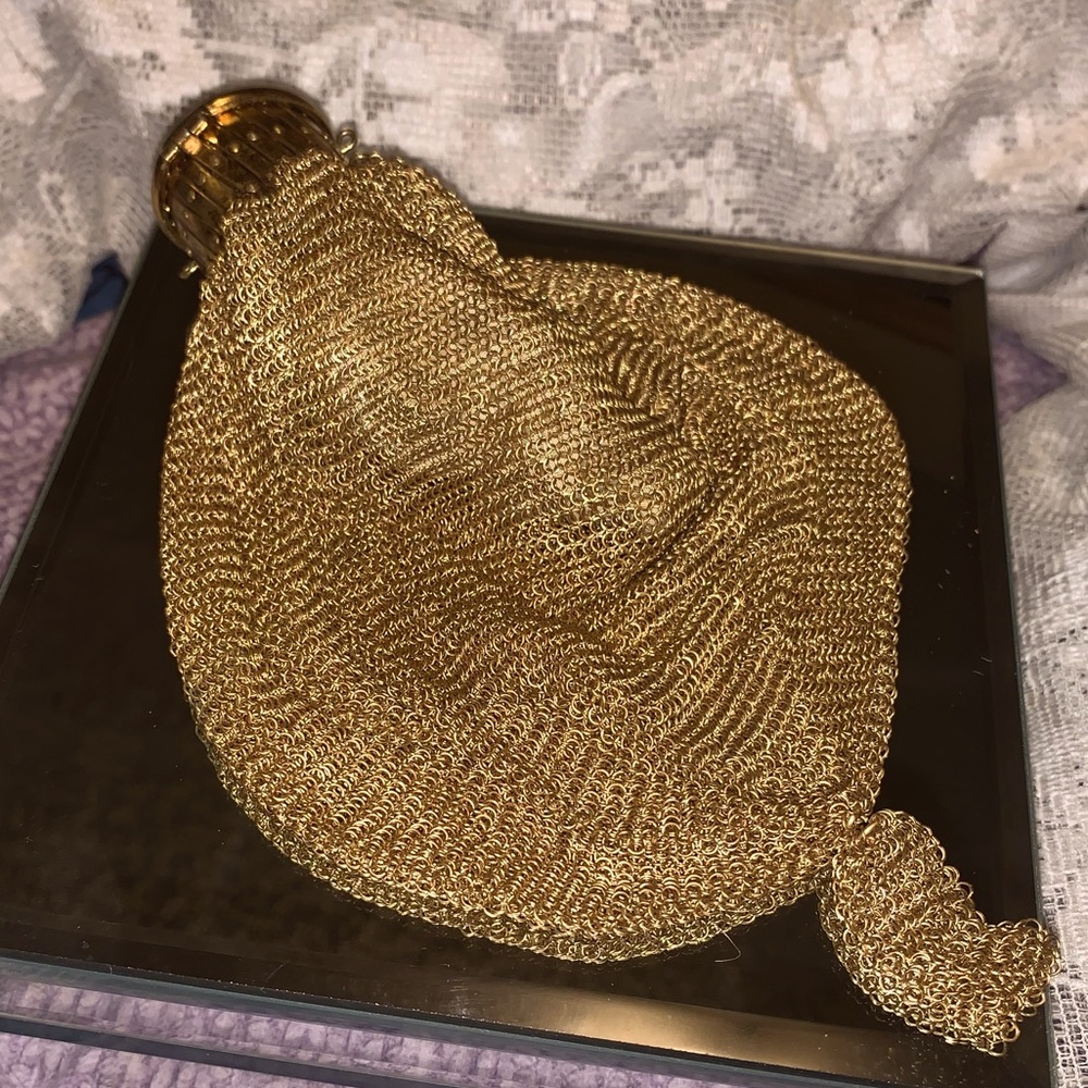 1890’sGold Mesh Bag!Beautiful&Unique!Good Antique Condition!Classy&fun!